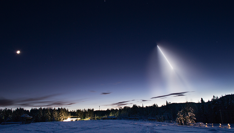 Запуск ракеты над Алтаем.