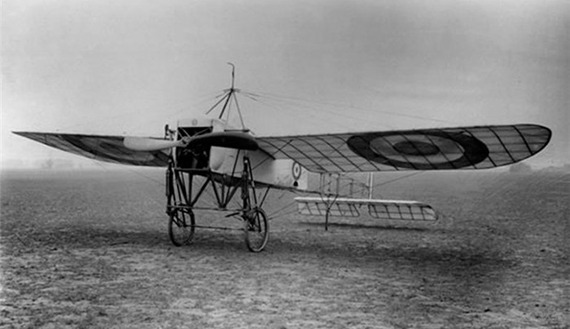 Первый самолет в Барнауле