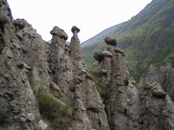Каменные грибы  Аккурум